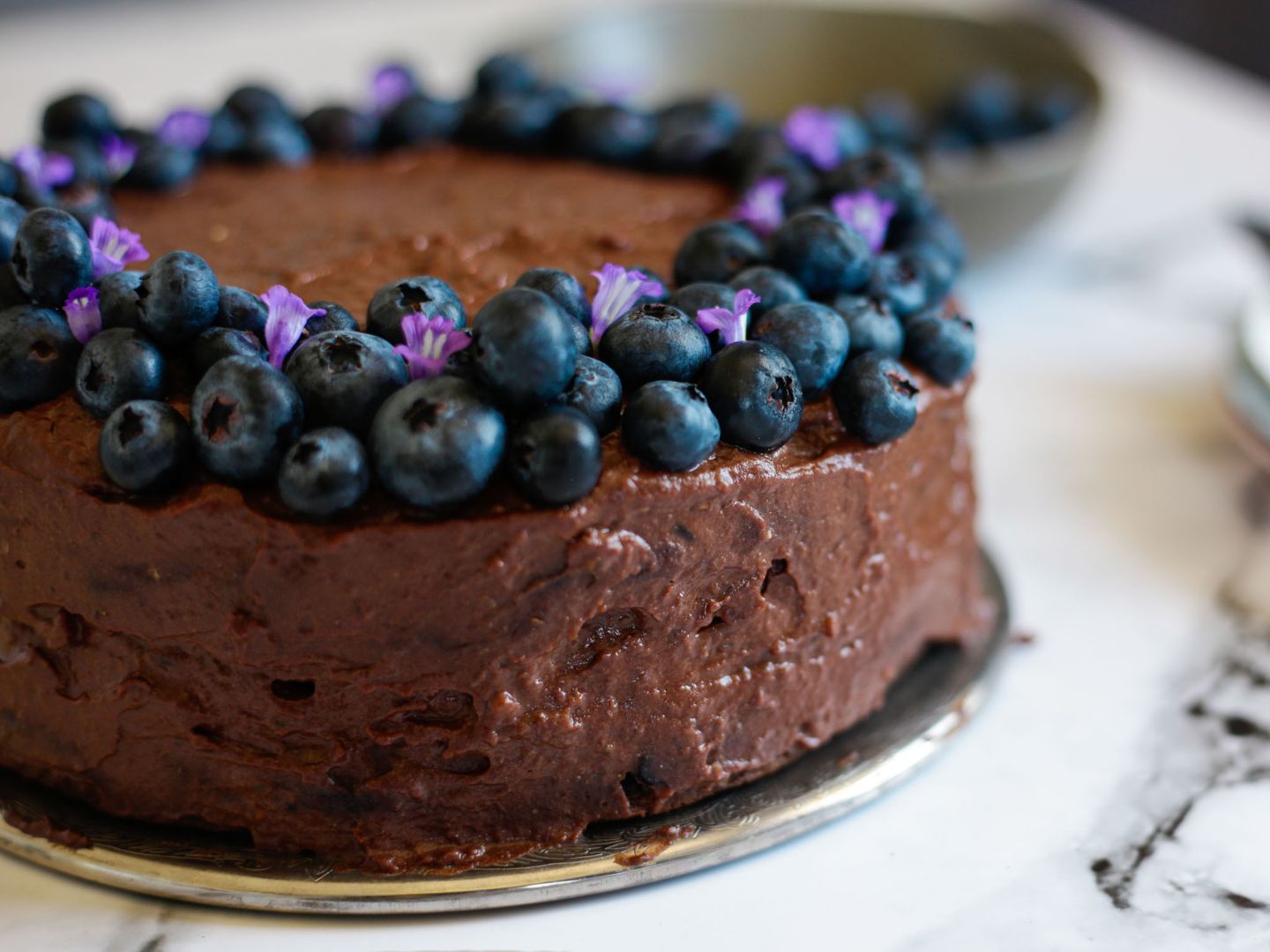 Schoko-Heidelbeer-Kuchen Nahaufnahme