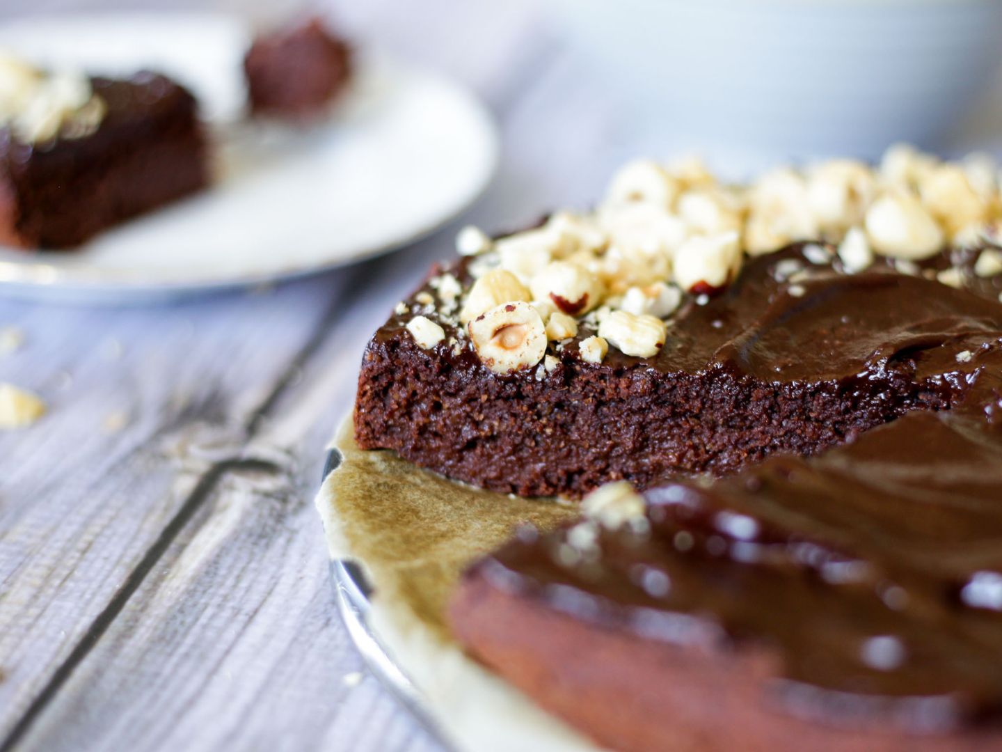 Nahaufnahme von angeschnittenem Kuchen